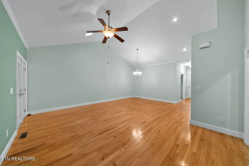 48 Saddle Brook Lane Crossville TN 38571