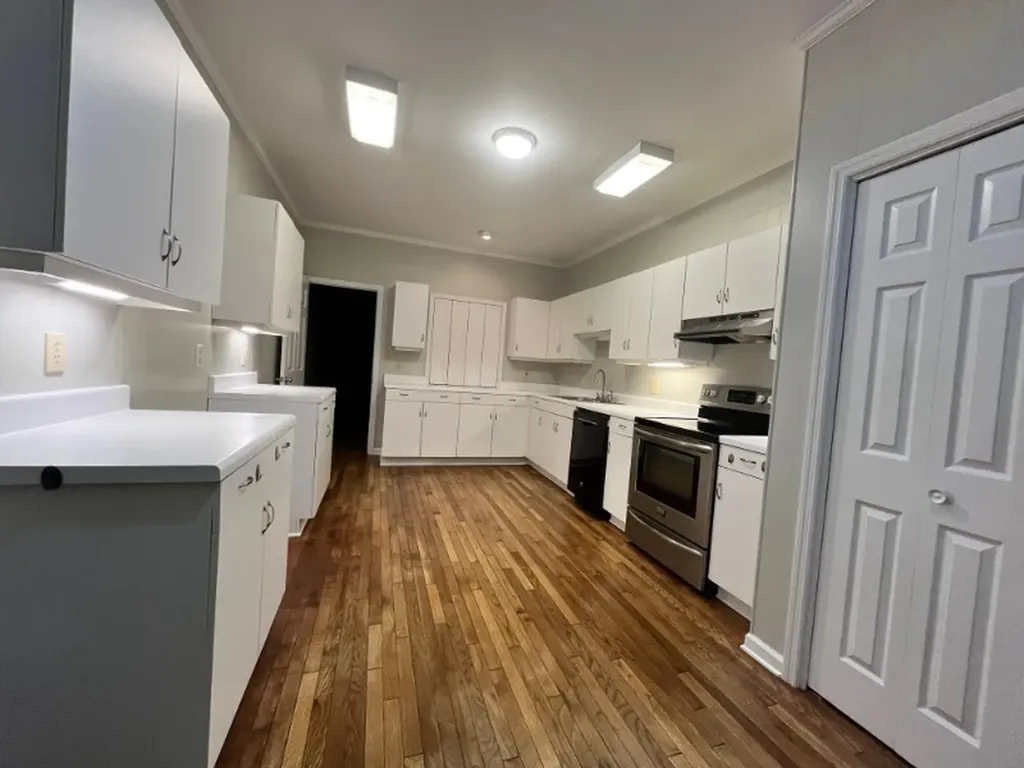 5001/2 Oakwood Drive Columbia TN 38401