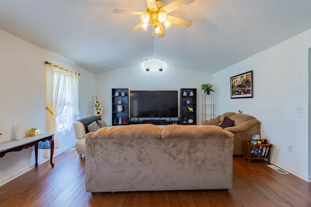 614 Fairview Circle Winchester TN 37398