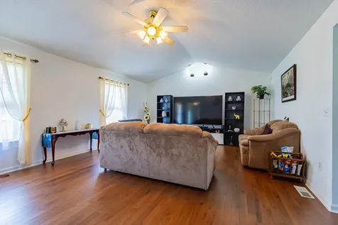 614 Fairview Circle Winchester TN 37398