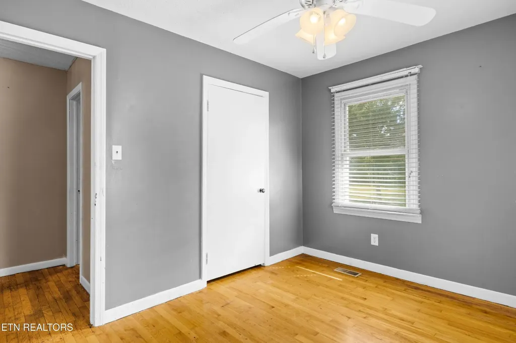 218 Doris Lane Maryville TN 37803