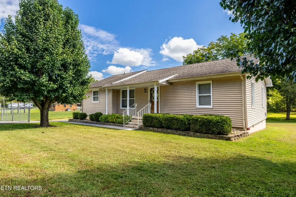 218 Doris Lane Maryville TN 37803
