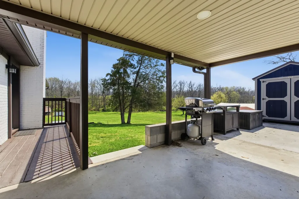 121 Cumberland Circle Gallatin TN 37066