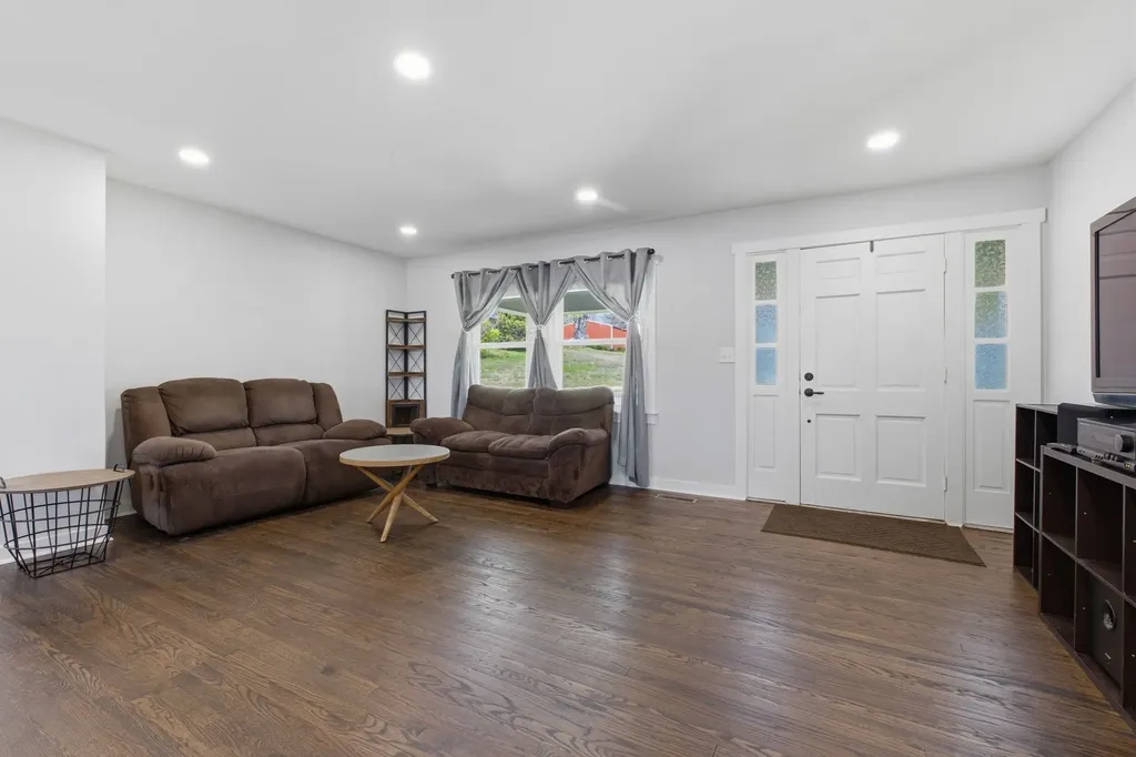 121 Cumberland Circle Gallatin TN 37066