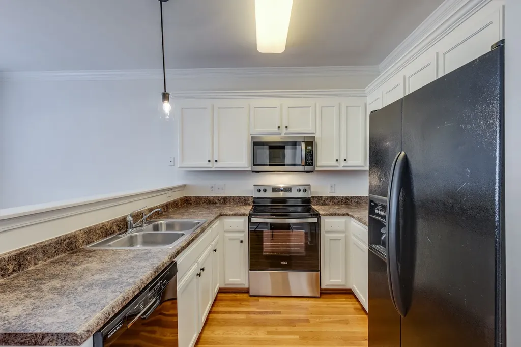 1002 Mckenna Drive Thompsons Station TN 37179