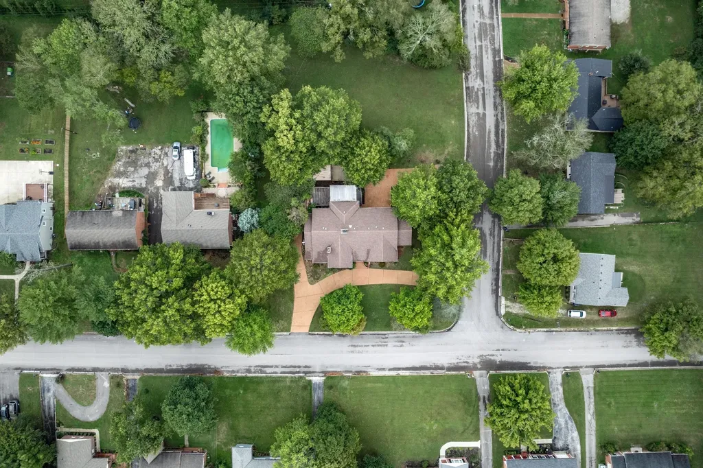 1037 Rolling Fields Circle Columbia TN 38401