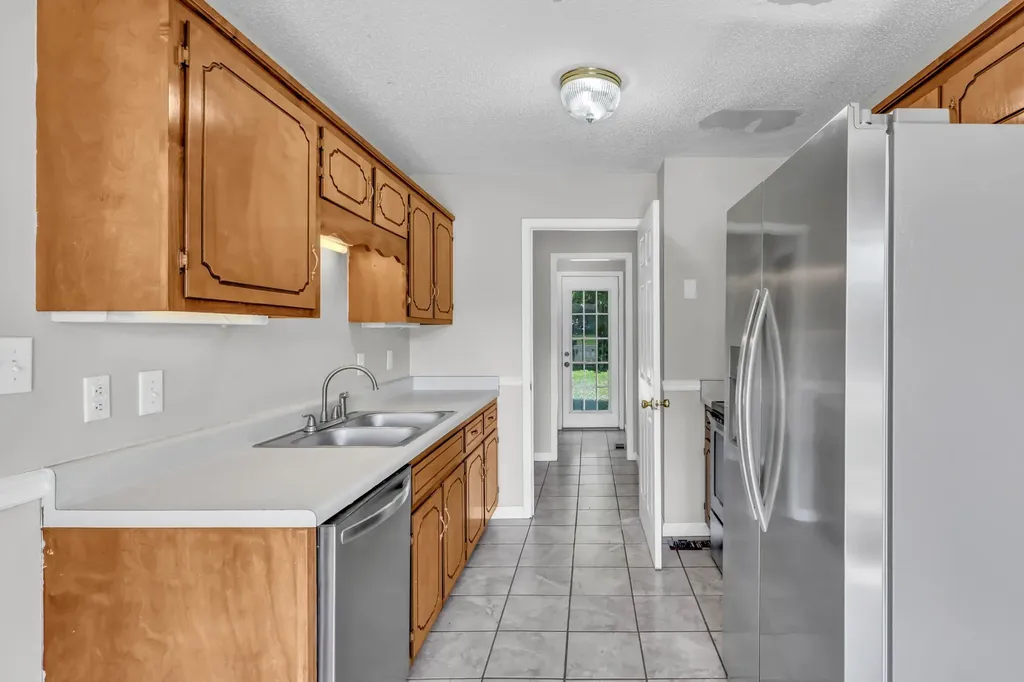 154 Shady Maple Drive Clarksville TN 37043
