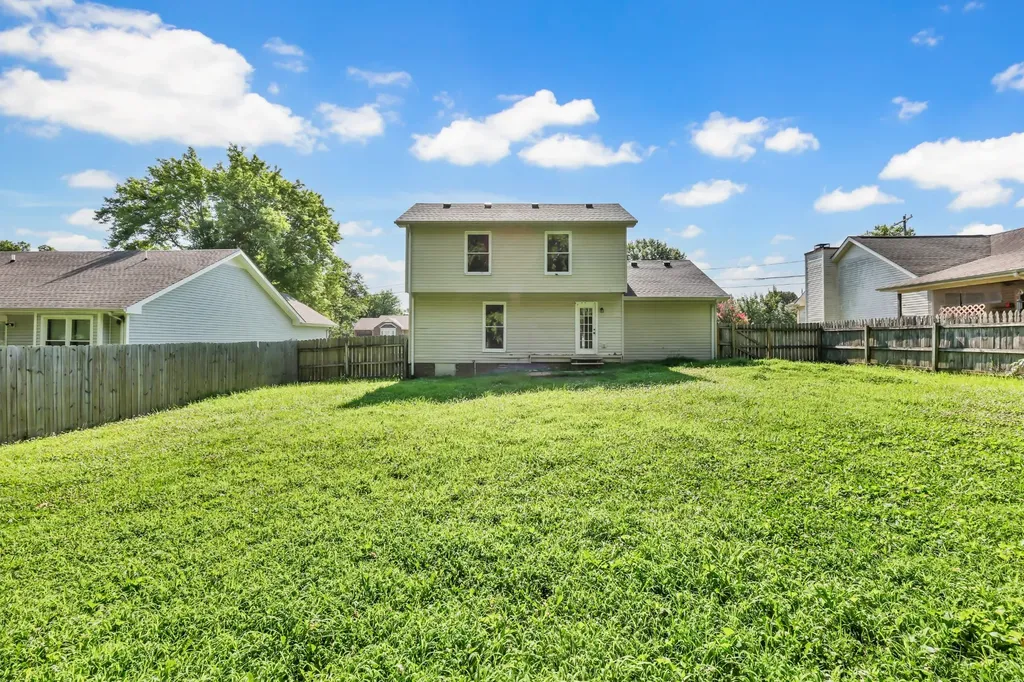 154 Shady Maple Drive Clarksville TN 37043