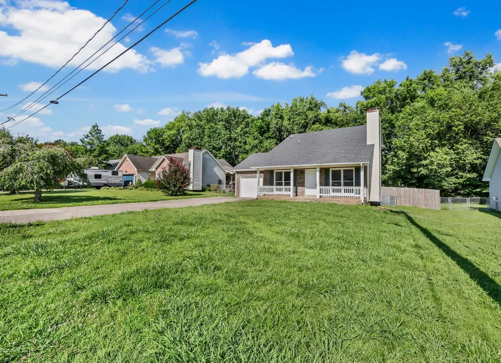 154 Shady Maple Drive Clarksville TN 37043