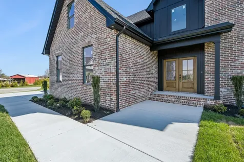 64 Blairmont Court Winchester TN 37398