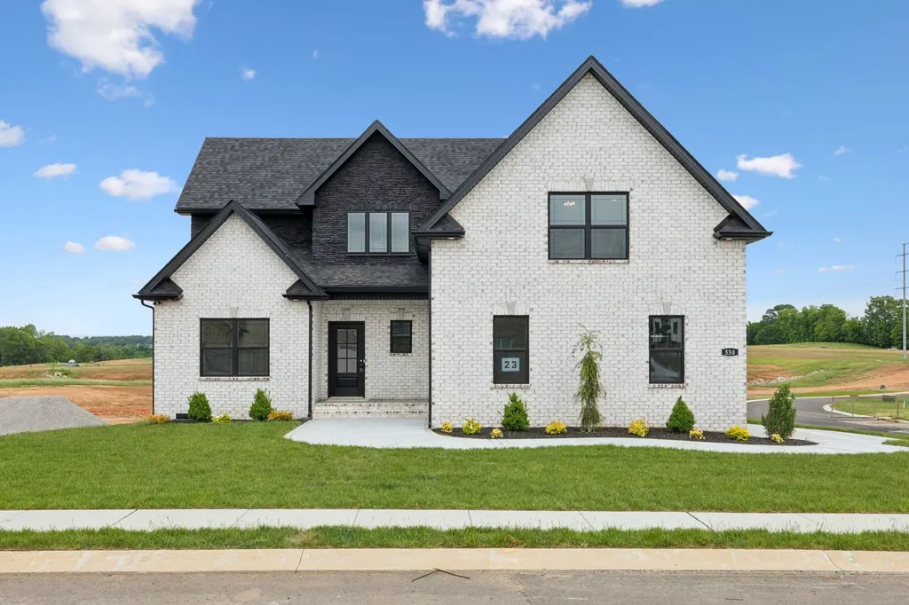 550 Foxglove Lane Clarksville TN 37043