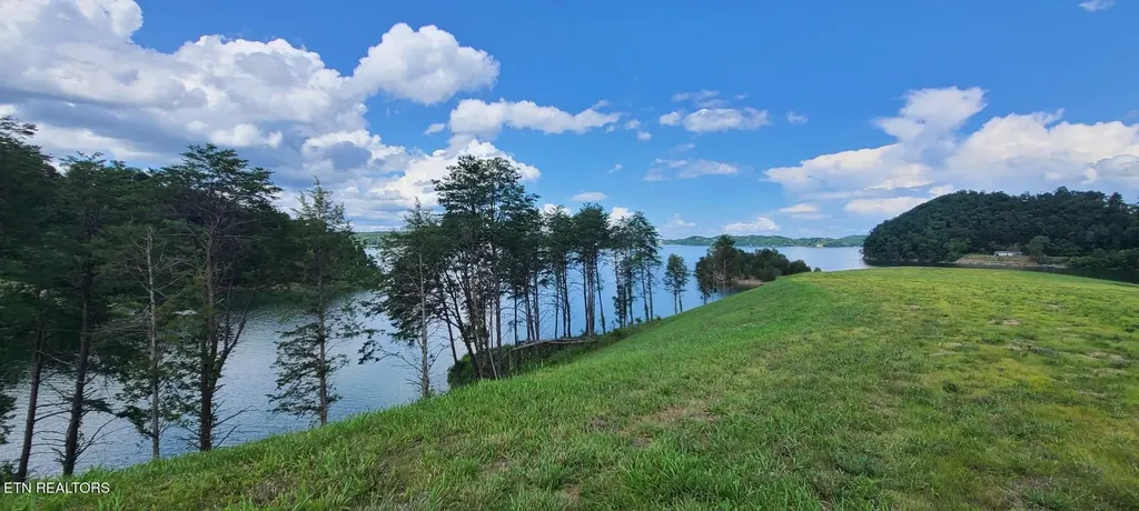 0 Very Old Barton Trail Dandridge TN 37725