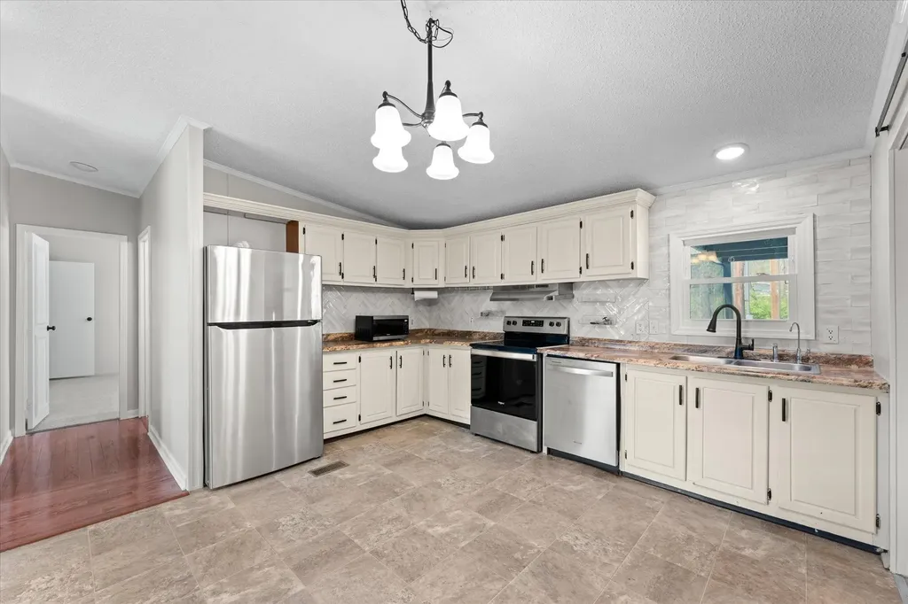 215 Wall Street Shelbyville TN 37160
