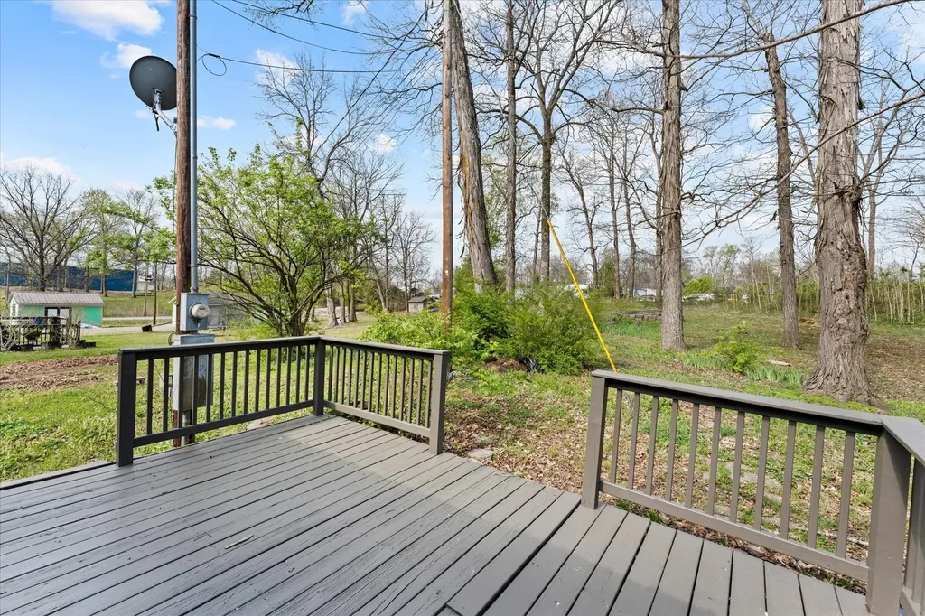215 Wall Street Shelbyville TN 37160