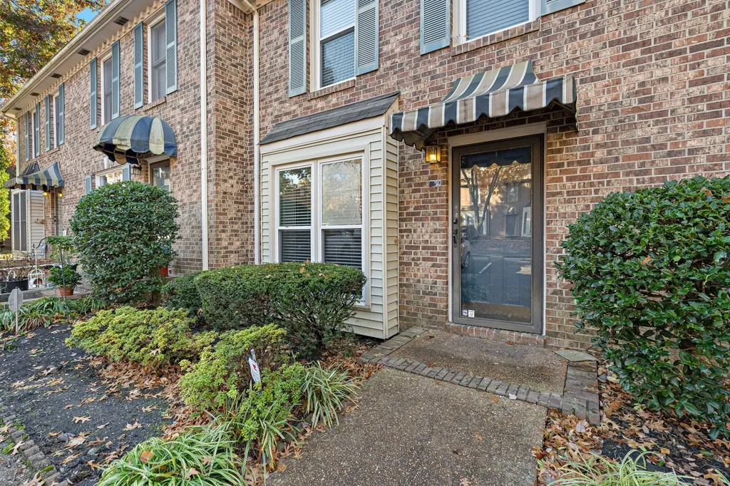 509 Williamsburg Drive Nashville TN 37214