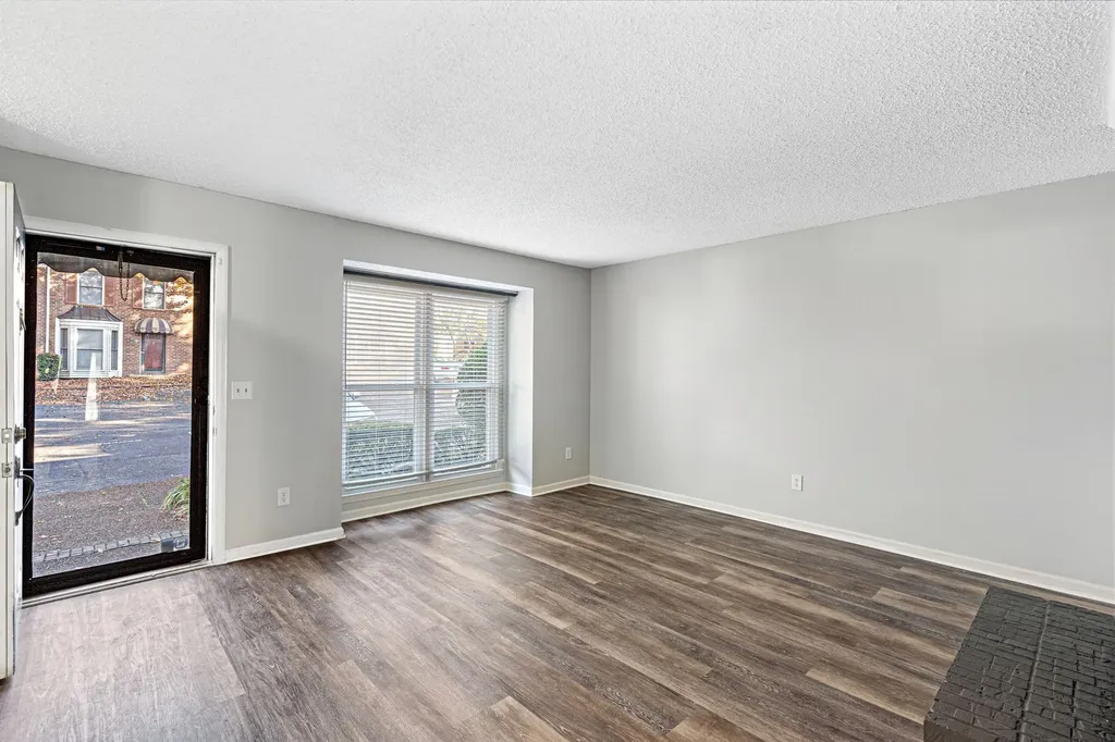 509 Williamsburg Drive Nashville TN 37214