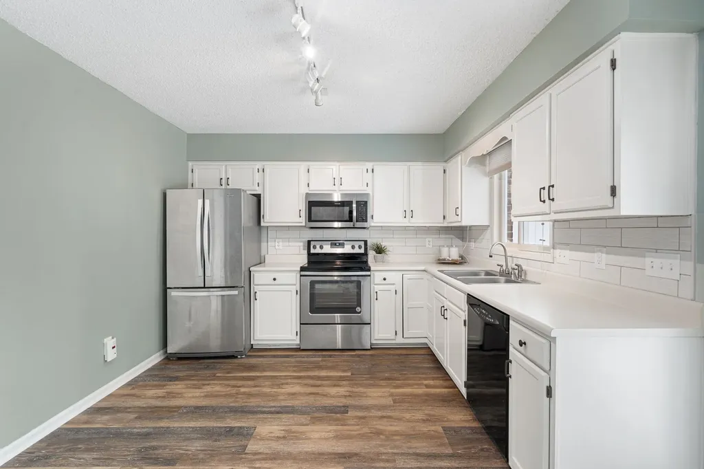 509 Williamsburg Drive Nashville TN 37214