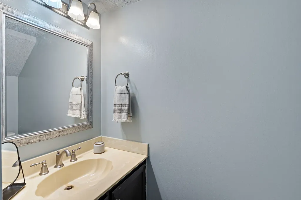 509 Williamsburg Drive Nashville TN 37214