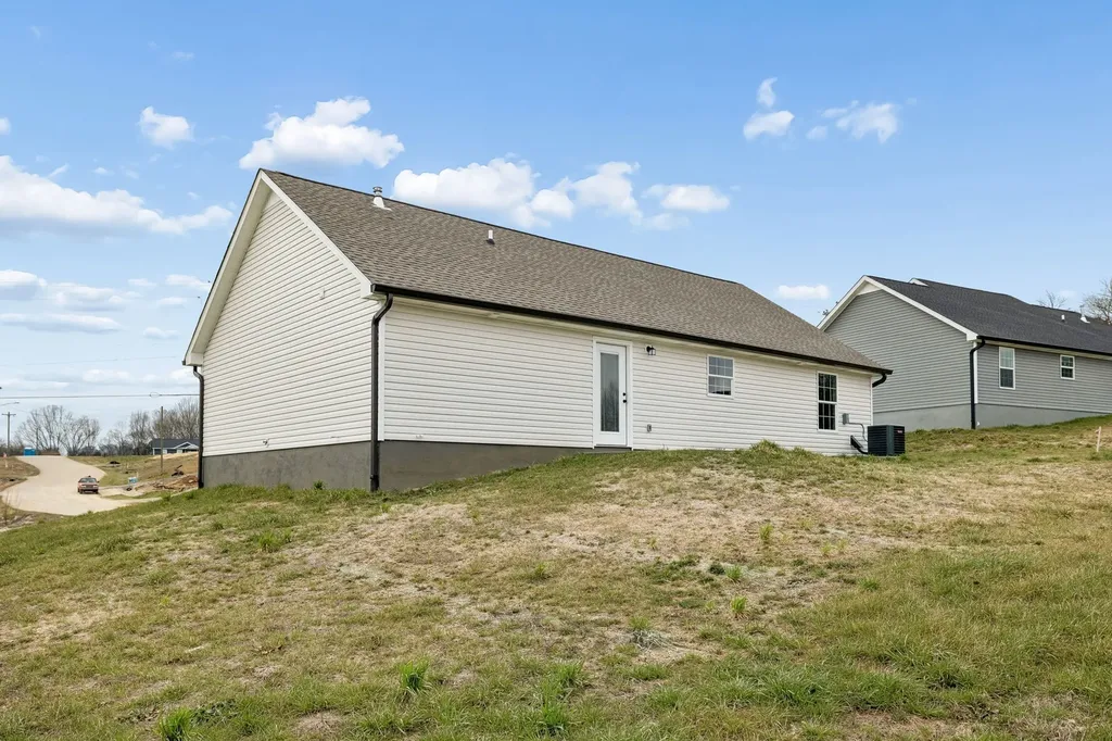 108 Crows Hill Drive Gordonsville TN 38563