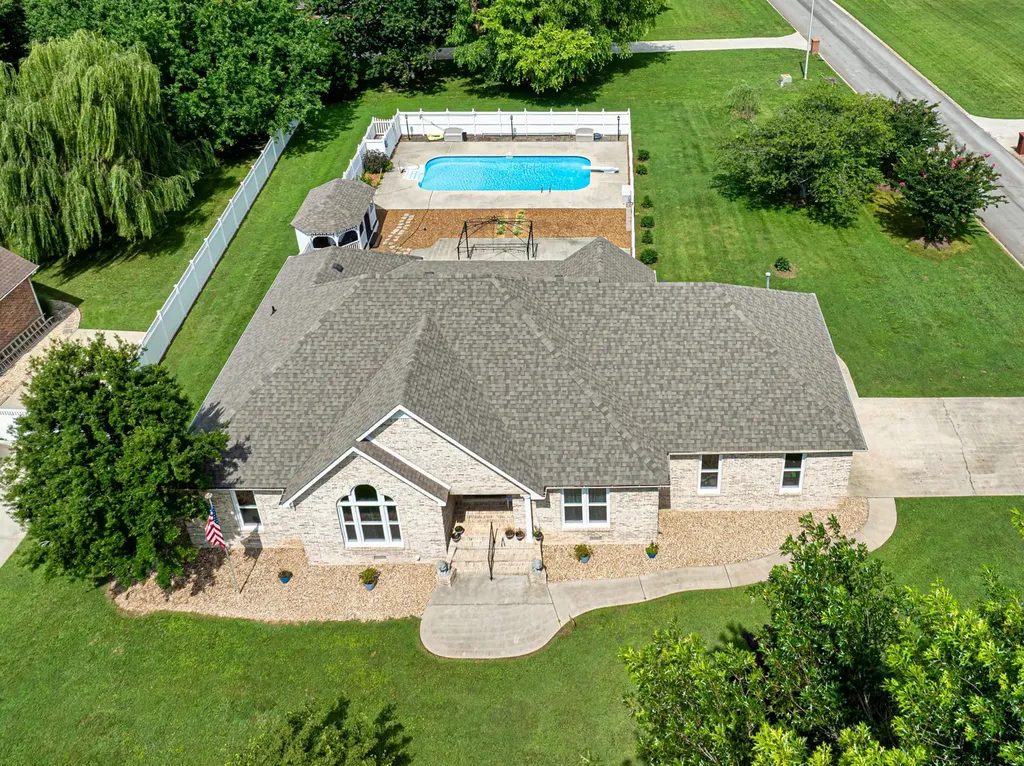 215 Franklin Heights Drive Winchester TN 37398