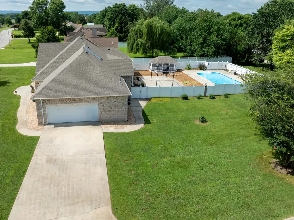 215 Franklin Heights Drive Winchester TN 37398