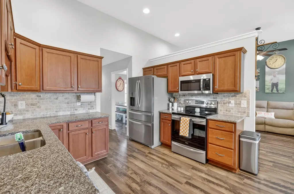 7930 Peridot Circle Murfreesboro TN 37127