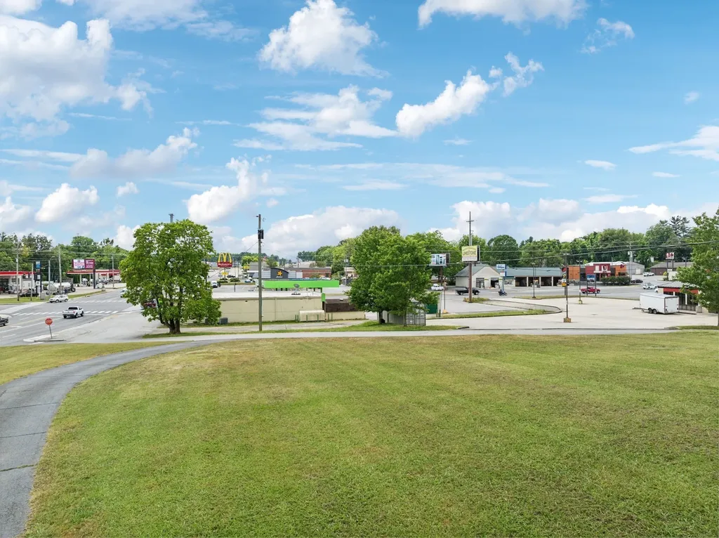 114 Calhoun Street Smithville TN 37166