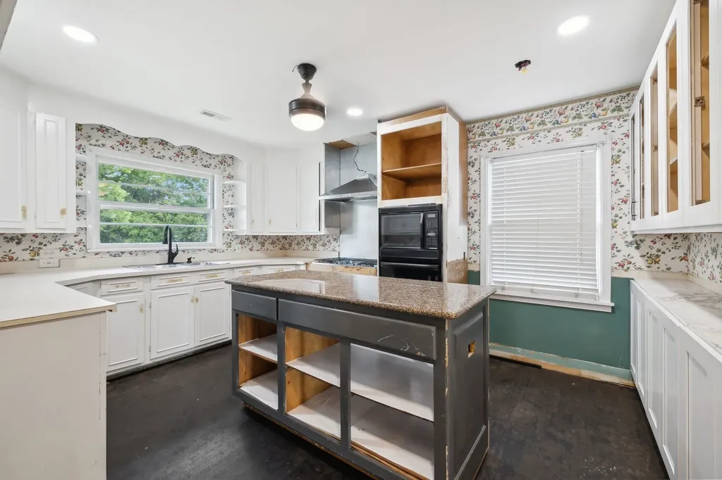 114 Calhoun Street Smithville TN 37166