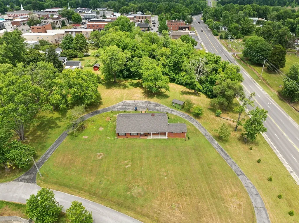 114 Calhoun Street Smithville TN 37166