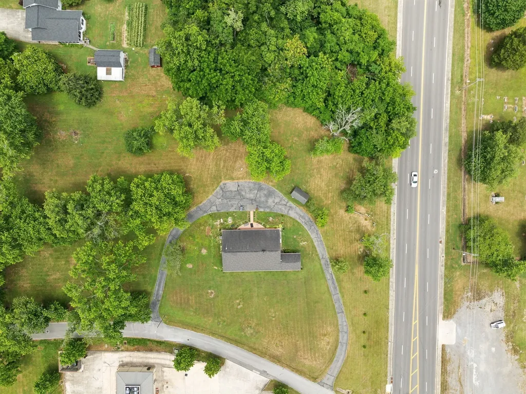 114 Calhoun Street Smithville TN 37166