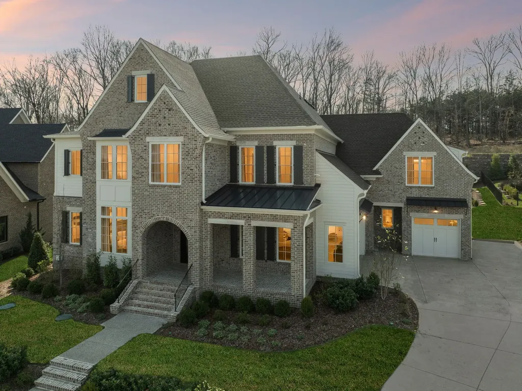 9289 Double Run Court College Grove TN 37046