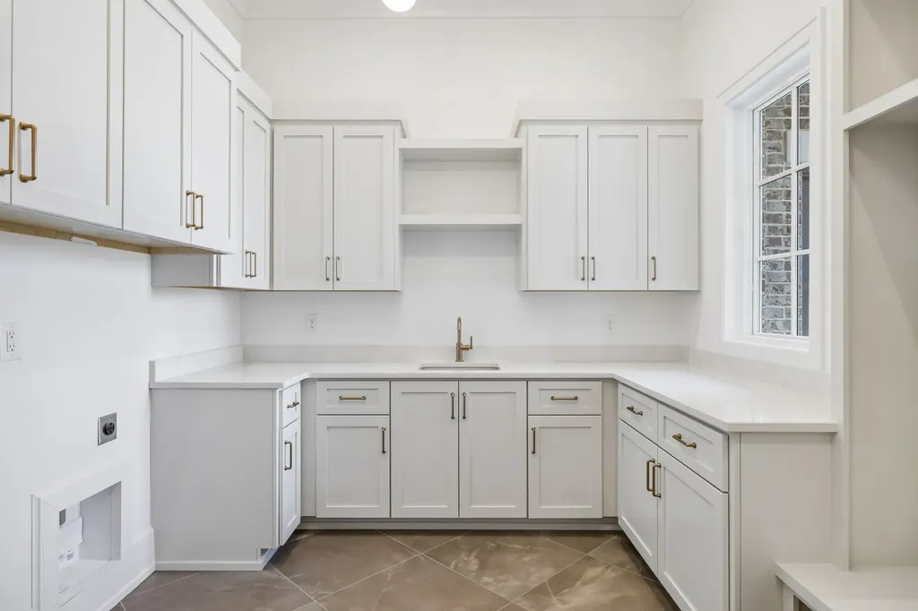 9289 Double Run Court College Grove TN 37046