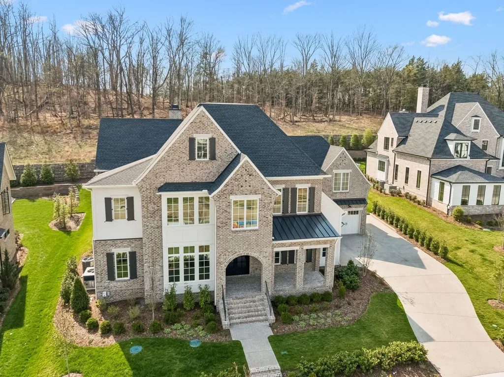 9289 Double Run Court College Grove TN 37046