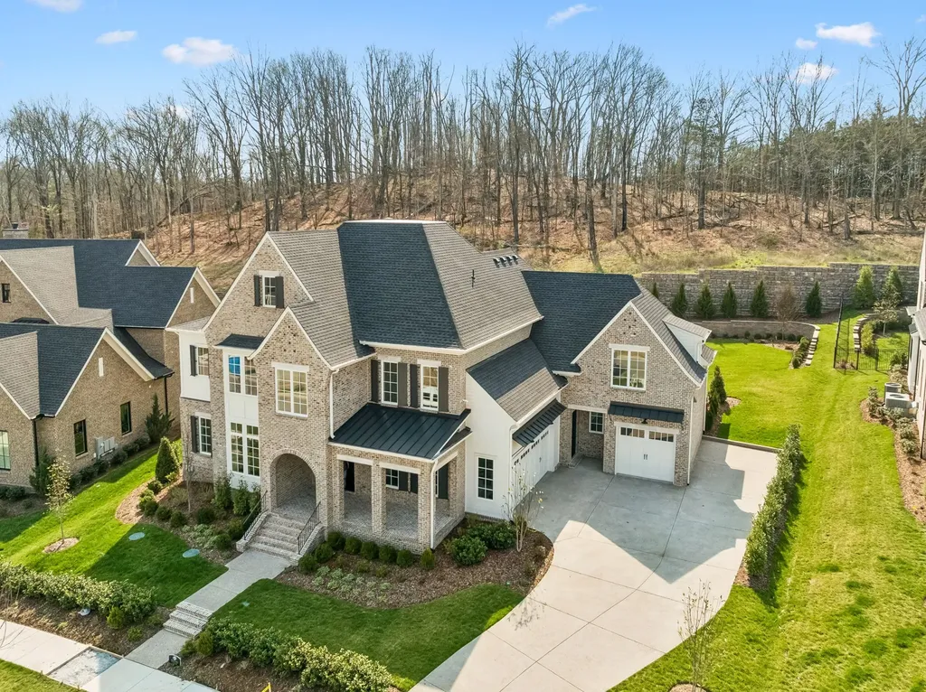 9289 Double Run Court College Grove TN 37046