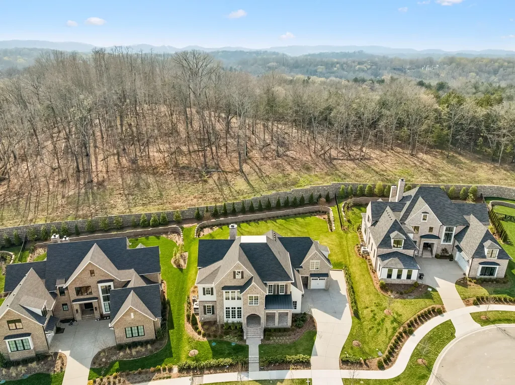 9289 Double Run Court College Grove TN 37046