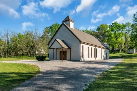 317 W Railroad Street Petersburg TN 37144