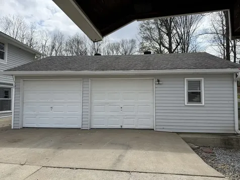 1004 Red Oak Drive Greenbrier TN 37073