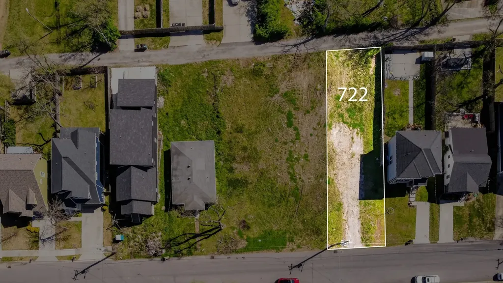 722 29th Ave, N Nashville TN 37209