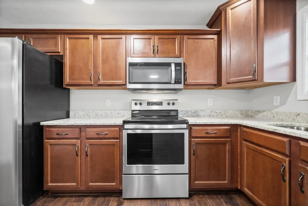 3418 Foxrun Lane Clarksville TN 37042