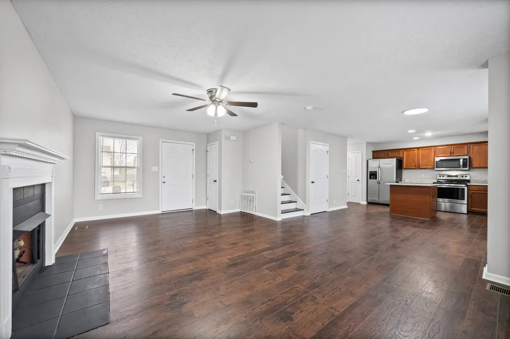 3418 Foxrun Lane Clarksville TN 37042