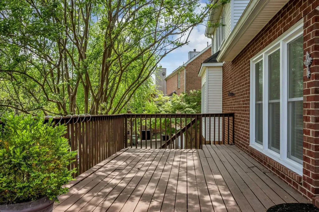 6904 Collinswood Dr, E Nashville TN 37221
