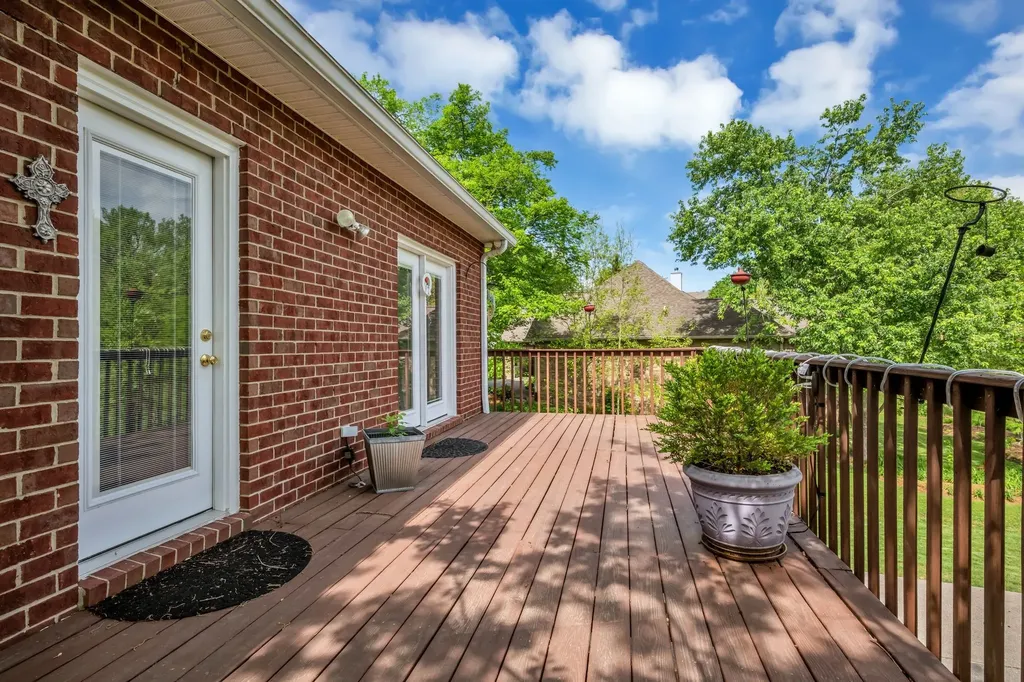 6904 Collinswood Dr, E Nashville TN 37221