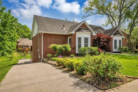 6904 Collinswood Dr, E Nashville TN 37221