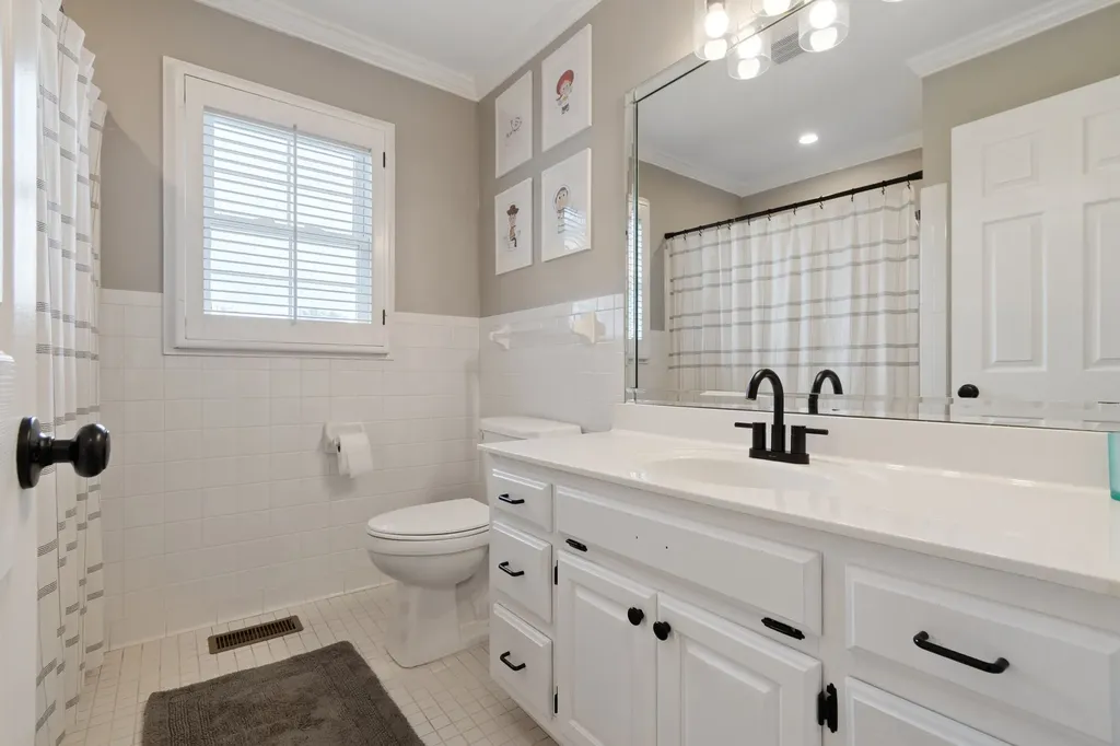 1608 Allison Avenue Columbia TN 38401