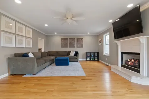 1608 Allison Avenue Columbia TN 38401