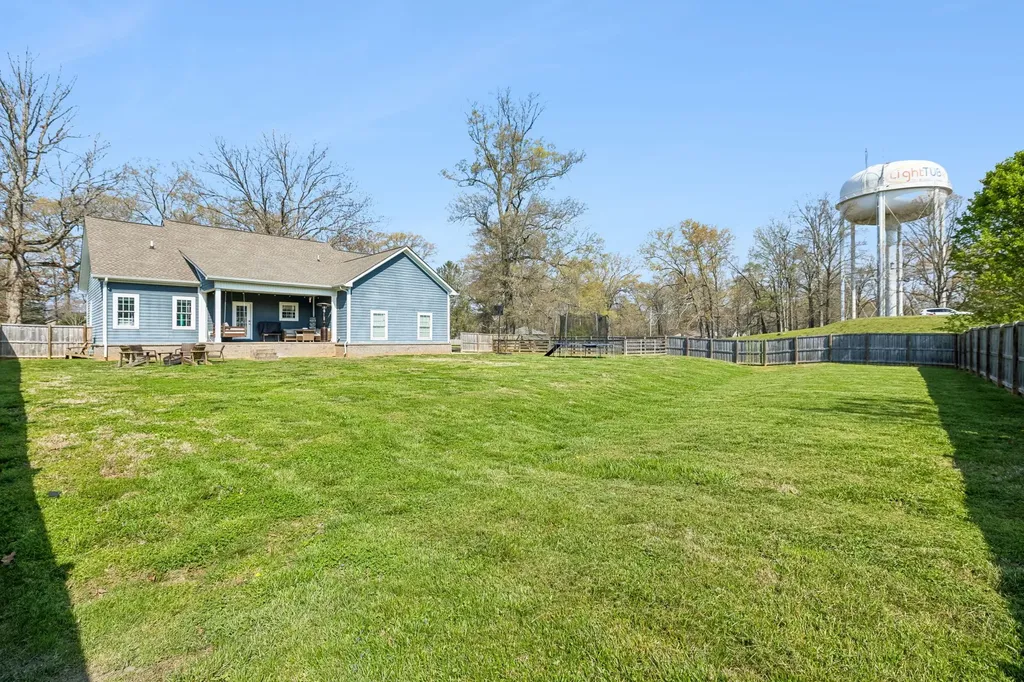 702 Forrest Drive Tullahoma TN 37388