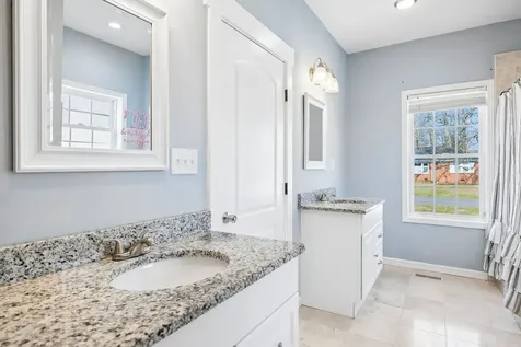 702 Forrest Drive Tullahoma TN 37388