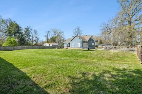 702 Forrest Drive Tullahoma TN 37388