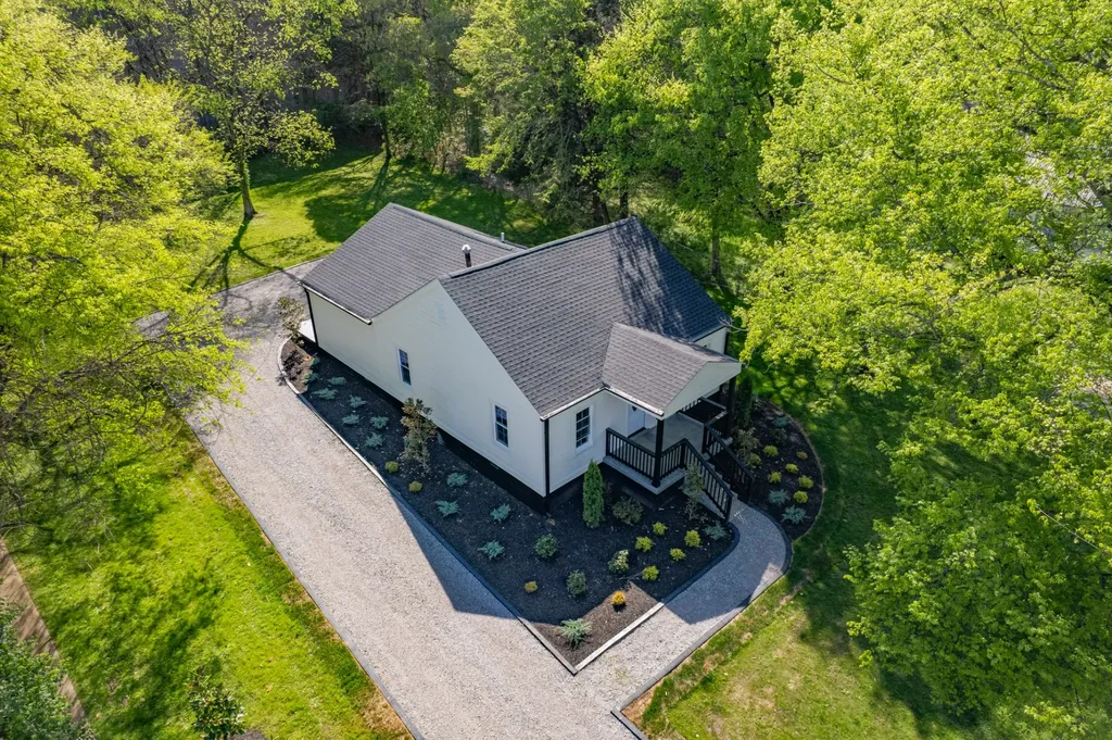 623 Belfast Street Lewisburg TN 37091