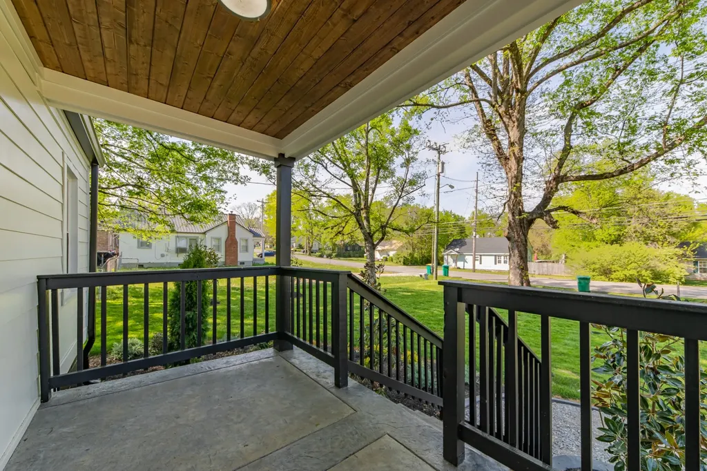 623 Belfast Street Lewisburg TN 37091